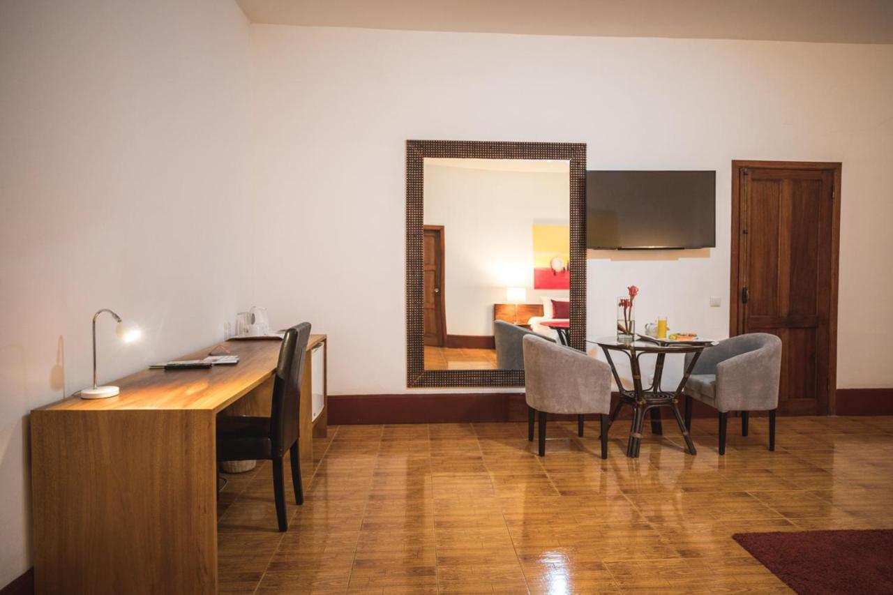 Hotel Praia Sao Tome Bagian luar foto